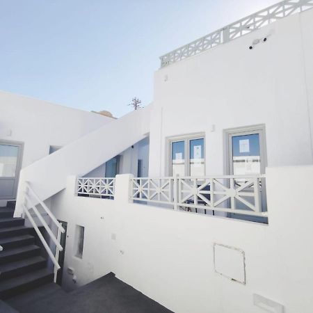 Livin Santorini - Center Rooms Санторини Экстерьер фото