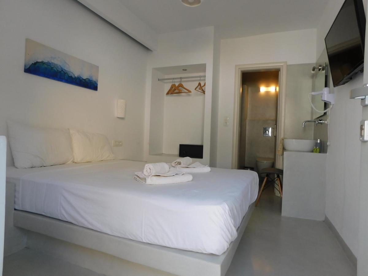Livin Santorini - Center Rooms Санторини Номер фото