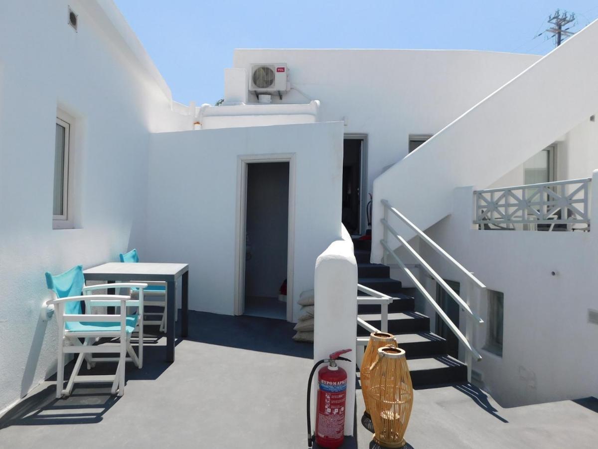 Livin Santorini - Center Rooms Санторини Экстерьер фото
